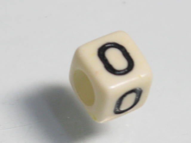 TOKO-BEADS P002-415 Alphabet (O) 6mm P002-415 アルファベット（O） 6mm Asian bead & African bead  Handmade,Lampeork,bead,asia,india,ethnic,parts,accessory,beads とんぼ玉,ビーズ,トンボ玉,アジア,インド,エスニック,手作り,パーツ,アクセサリー