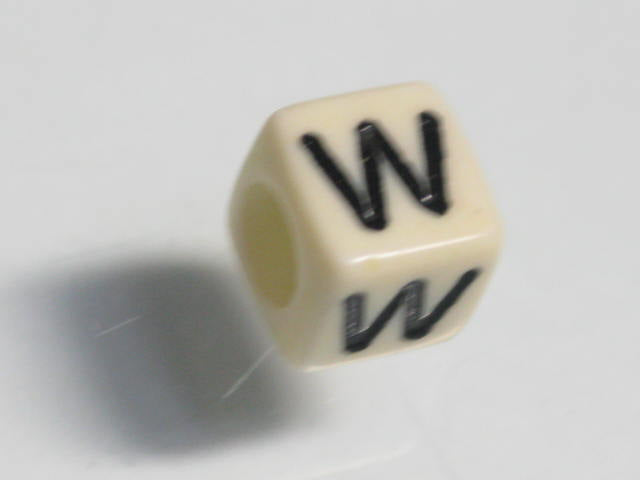 TOKO-BEADS P002-423 Alphabet (W) 6mm P002-423 アルファベット（W） 6mm Asian bead & African bead  Handmade,Lampeork,bead,asia,india,ethnic,parts,accessory,beads とんぼ玉,ビーズ,トンボ玉,アジア,インド,エスニック,手作り,パーツ,アクセサリー