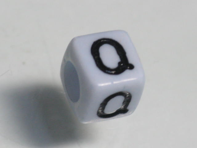 TOKO-BEADS P002-617 Alphabet (Q) 6mm P002-617 アルファベット（Q） 6mm Asian bead & African bead  Handmade,Lampeork,bead,asia,india,ethnic,parts,accessory,beads とんぼ玉,ビーズ,トンボ玉,アジア,インド,エスニック,手作り,パーツ,アクセサリー