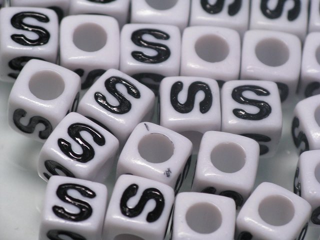 TOKO-BEADS P007-219P Alphabet (30g) (S) 7mm P007-219P アルファベット30g約120個（S） 7mm Asian bead & African bead  Handmade,Lampeork,bead,asia,india,ethnic,parts,accessory,beads とんぼ玉,ビーズ,トンボ玉,アジア,インド,エスニック,手作り,パーツ,アクセサリー