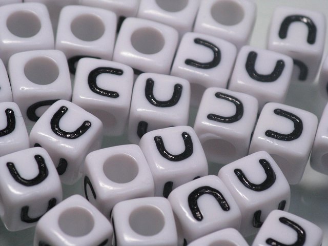 TOKO-BEADS P007-221P Alphabet (30g) (U) 7mm P007-221P アルファベット30g約120個（U） 7mm Asian bead & African bead  Handmade,Lampeork,bead,asia,india,ethnic,parts,accessory,beads とんぼ玉,ビーズ,トンボ玉,アジア,インド,エスニック,手作り,パーツ,アクセサリー