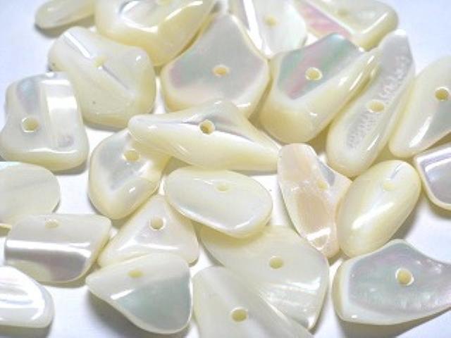 TOKO-BEADS PB005-09 Shell bead 12~22mm PB005-09 シェルビーズ（27gセット） 12~22mm Asian bead & African bead  Handmade,Lampeork,bead,asia,india,ethnic,parts,accessory,beads とんぼ玉,ビーズ,トンボ玉,アジア,インド,エスニック,手作り,パーツ,アクセサリー