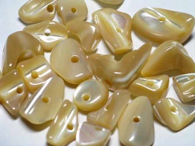 TOKO-BEADS PB005-10 Shell bead 12~22mm PB005-10 シェルビーズ 12~22mm Asian bead & African bead  Handmade,Lampeork,bead,asia,india,ethnic,parts,accessory,beads とんぼ玉,ビーズ,トンボ玉,アジア,インド,エスニック,手作り,パーツ,アクセサリー