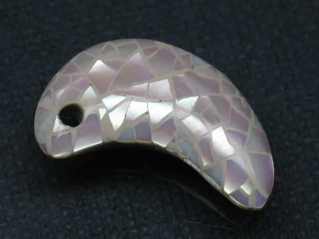 TOKO-BEADS PB007-40 Shell Charm (L) 25mm PB007-40 シェルチャーム（L） 25mm Asian bead & African bead  Handmade,Lampeork,bead,asia,india,ethnic,parts,accessory,beads とんぼ玉,ビーズ,トンボ玉,アジア,インド,エスニック,手作り,パーツ,アクセサリー