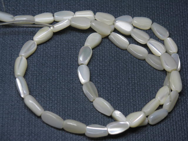 TOKO-BEADS PB007-58N Shell bead (strand) 5mm PB007-58N シェルビーズ（連） 5mm Asian bead & African bead  Handmade,Lampeork,bead,asia,india,ethnic,parts,accessory,beads とんぼ玉,ビーズ,トンボ玉,アジア,インド,エスニック,手作り,パーツ,アクセサリー