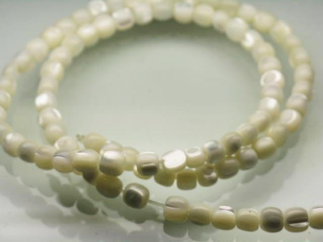 | TOKO-BEADS |PB007N-65 シェルビーズ（連） 4.5mmとんぼ玉,ビーズ,トンボ玉,アジア,インド,エスニック,手作り,パーツ,アクセサリー