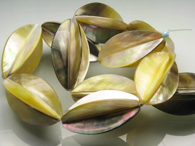 TOKO-BEADS PB007-85N Shell bead (strand) 18.5mm PB007-85N シェルビーズ（連） 18.5mm Asian bead & African bead  Handmade,Lampeork,bead,asia,india,ethnic,parts,accessory,beads とんぼ玉,ビーズ,トンボ玉,アジア,インド,エスニック,手作り,パーツ,アクセサリー