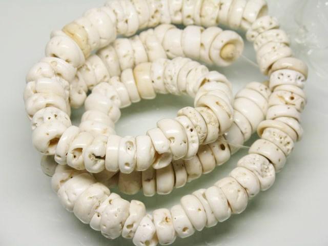 TOKO-BEADS PB014-16 Puka-Shell (strand) 9~10mm PB014-16 プカシェル（連） 9~10mm Asian bead & African bead  Handmade,Lampeork,bead,asia,india,ethnic,parts,accessory,beads とんぼ玉,ビーズ,トンボ玉,アジア,インド,エスニック,手作り,パーツ,アクセサリー