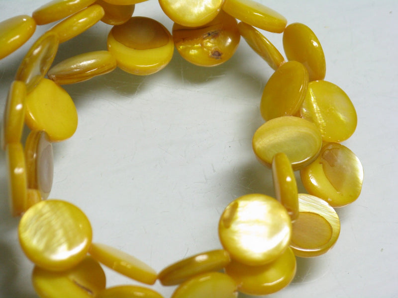 TOKO-BEADS PB019-01N Shell bead (strand) 11mm PB019-01N コイン型シェルビーズ（連） 11mm Asian bead & African bead  Handmade,Lampeork,bead,asia,india,ethnic,parts,accessory,beads とんぼ玉,ビーズ,トンボ玉,アジア,インド,エスニック,手作り,パーツ,アクセサリー