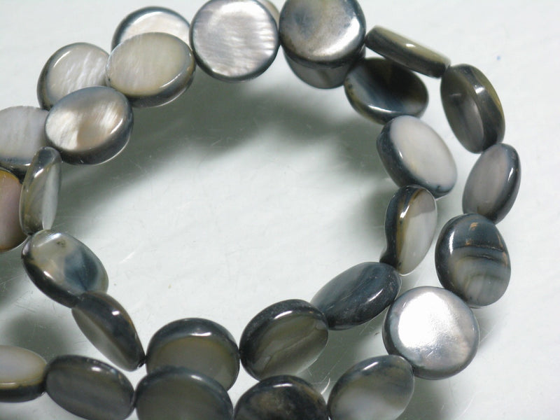TOKO-BEADS PB019-10N Shell bead (strand) 11mm PB019-10N コイン型シェルビーズ（連） 11mm Asian bead & African bead  Handmade,Lampeork,bead,asia,india,ethnic,parts,accessory,beads とんぼ玉,ビーズ,トンボ玉,アジア,インド,エスニック,手作り,パーツ,アクセサリー