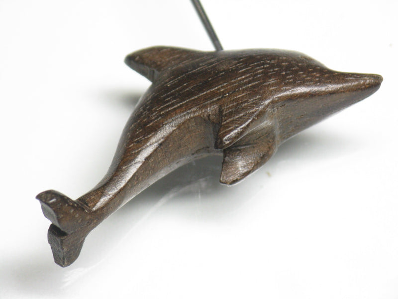 TOKO-BEADS PW002-61 Wooden Charm 39mm PW002-61 ウッドチャーム（いるか） 39mm Asian bead & African bead  Handmade,Lampeork,bead,asia,india,ethnic,parts,accessory,beads とんぼ玉,ビーズ,トンボ玉,アジア,インド,エスニック,手作り,パーツ,アクセサリー