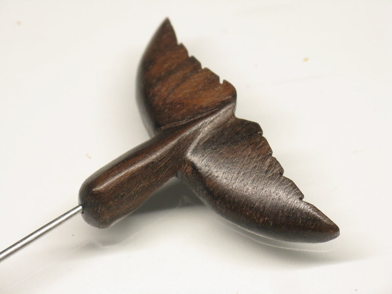 TOKO-BEADS PW002-90 Wooden Charm 34mm PW002-90 ウッドチャーム（いるか） 34mm Asian bead & African bead  Handmade,Lampeork,bead,asia,india,ethnic,parts,accessory,beads とんぼ玉,ビーズ,トンボ玉,アジア,インド,エスニック,手作り,パーツ,アクセサリー