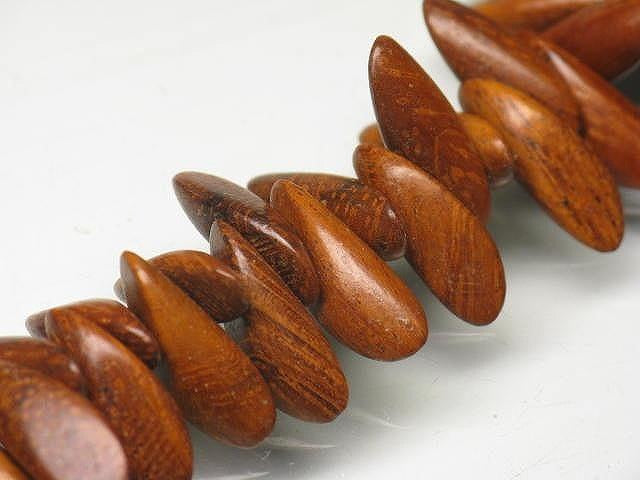 TOKO-BEADS PW301-28N Wooden bead (strand) 16mm PW301-28N ウッドビーズ（連） 16mm Asian bead & African bead  Handmade,Lampeork,bead,asia,india,ethnic,parts,accessory,beads とんぼ玉,ビーズ,トンボ玉,アジア,インド,エスニック,手作り,パーツ,アクセサリー