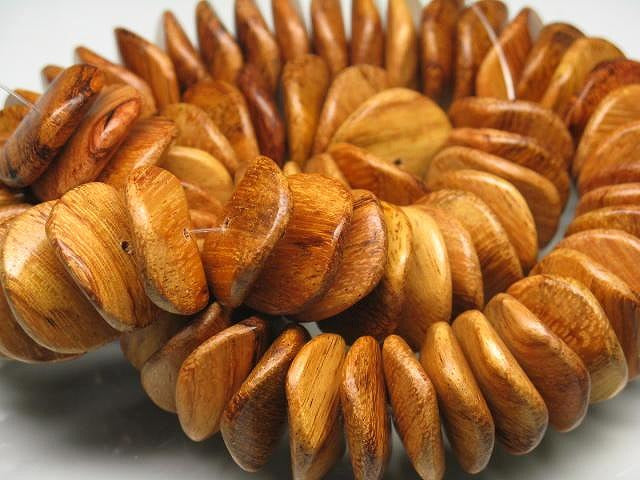 TOKO-BEADS PW301-53N Wooden bead (strand) 20mm PW301-53N ウッドビーズ（連） 20mm Asian bead & African bead  Handmade,Lampeork,bead,asia,india,ethnic,parts,accessory,beads とんぼ玉,ビーズ,トンボ玉,アジア,インド,エスニック,手作り,パーツ,アクセサリー