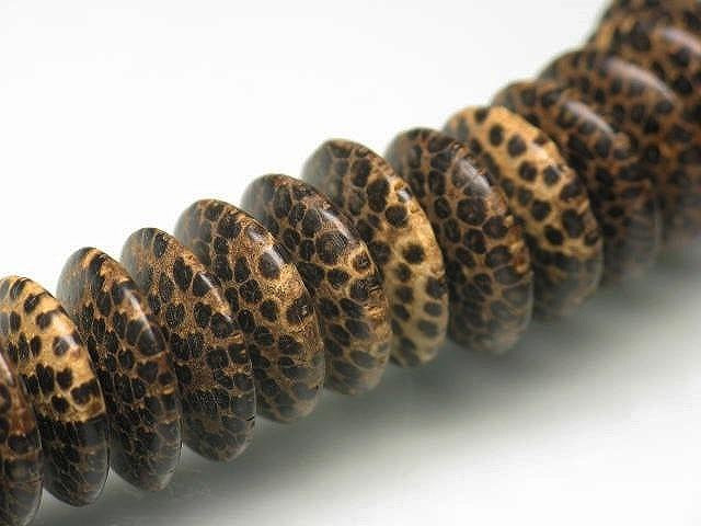 TOKO-BEADS PW305-07N Palm wood bead (strand) 15mm PW305-07N ココナッツビーズ（連） 15mm Asian bead & African bead  Handmade,Lampeork,bead,asia,india,ethnic,parts,accessory,beads とんぼ玉,ビーズ,トンボ玉,アジア,インド,エスニック,手作り,パーツ,アクセサリー