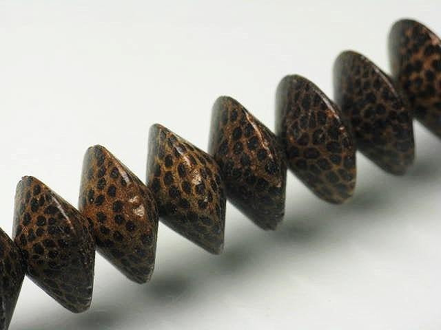 TOKO-BEADS PW305-08N Palm wood bead (strand) 15~16mm PW305-08N ココナッツビーズ（連） 15~16mm Asian bead & African bead  Handmade,Lampeork,bead,asia,india,ethnic,parts,accessory,beads とんぼ玉,ビーズ,トンボ玉,アジア,インド,エスニック,手作り,パーツ,アクセサリー