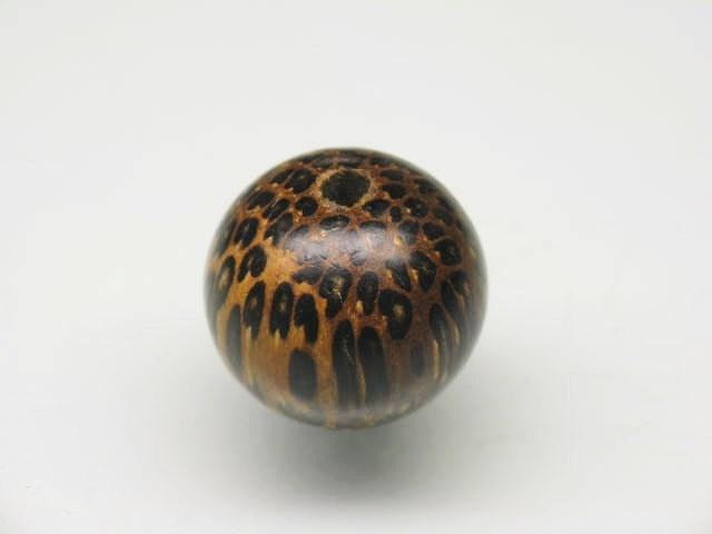 TOKO-BEADS PW305S-05 Palm wood bead 16mm PW305S-05 ココナッツビーズ 16mm Asian bead & African bead  Handmade,Lampeork,bead,asia,india,ethnic,parts,accessory,beads とんぼ玉,ビーズ,トンボ玉,アジア,インド,エスニック,手作り,パーツ,アクセサリー