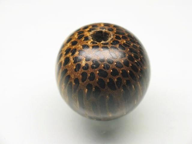 TOKO-BEADS PW305-06S Palm wood bead 20mm PW305-06S ココナッツビーズ 20mm Asian bead & African bead  Handmade,Lampeork,bead,asia,india,ethnic,parts,accessory,beads とんぼ玉,ビーズ,トンボ玉,アジア,インド,エスニック,手作り,パーツ,アクセサリー