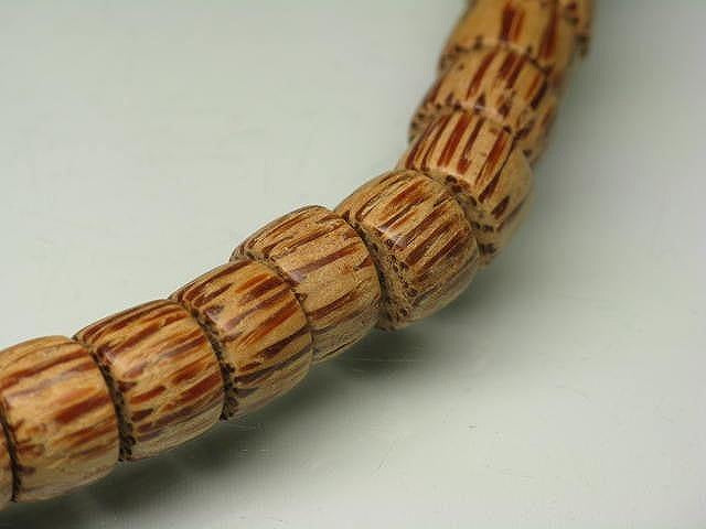 PW306N-12 Palm wood beads (strand) 10mm