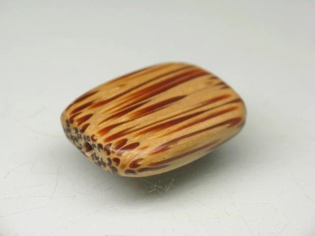 TOKO-BEADS PW306S-23 Wooden bead 15mm PW306S-23 ウッドビーズ 15mm Asian bead & African bead  Handmade,Lampeork,bead,asia,india,ethnic,parts,accessory,beads とんぼ玉,ビーズ,トンボ玉,アジア,インド,エスニック,手作り,パーツ,アクセサリー
