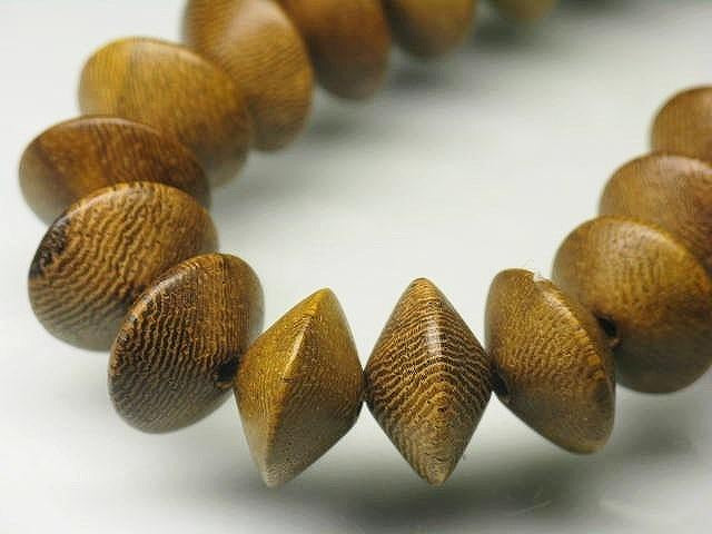 PW308N-19 Wooden beads (strand) 14~15mm