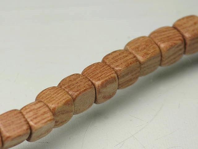 PW309N-09 Wooden bead (strand) 4mm