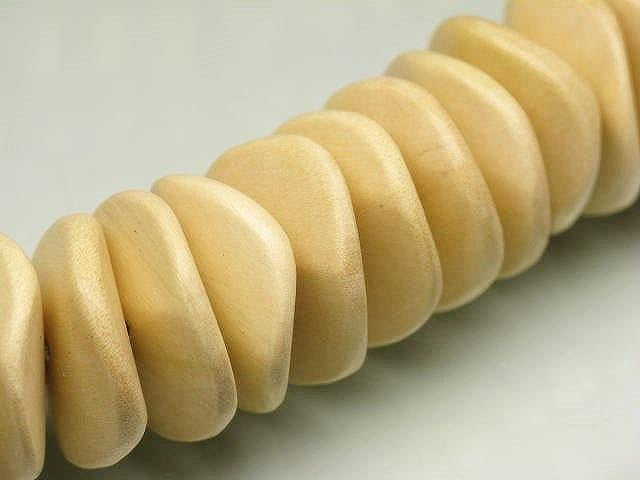 TOKO-BEADS PW310-22N Wooden bead (strand) 20mm PW310-22N ウッドビーズ（連） 20mm Asian bead & African bead  Handmade,Lampeork,bead,asia,india,ethnic,parts,accessory,beads とんぼ玉,ビーズ,トンボ玉,アジア,インド,エスニック,手作り,パーツ,アクセサリー