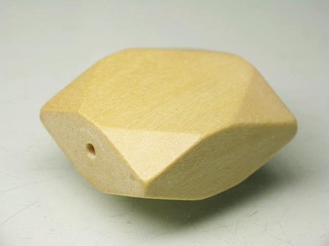 TOKO-BEADS PW310S-27 Wooden bead 22mm PW310S-27 ウッドビーズ 22mm Asian bead & African bead  Handmade,Lampeork,bead,asia,india,ethnic,parts,accessory,beads とんぼ玉,ビーズ,トンボ玉,アジア,インド,エスニック,手作り,パーツ,アクセサリー