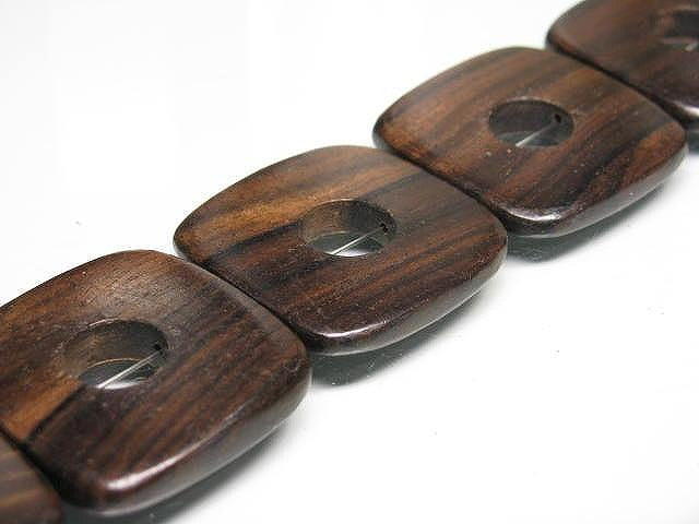 PW311N-36 Wooden beads (strand) 35mm