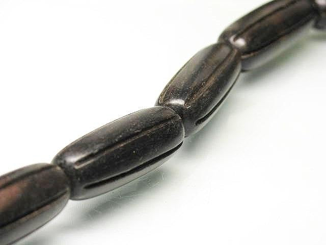 PW311N-57 Wooden bead (strand) 11mm