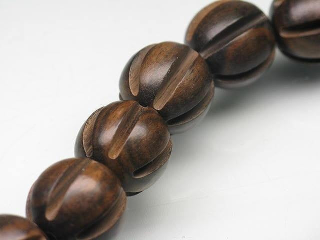 PW311N-96 Wooden bead (strand) 15mm