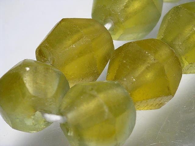 TOKO-BEADS RC001-49N Recycled Glass bead (strand) 14mm RC001-49N リサイクルガラスビーズ（連） 14mm Asian bead & African bead  Handmade,Lampeork,bead,asia,india,ethnic,parts,accessory,beads とんぼ玉,ビーズ,トンボ玉,アジア,インド,エスニック,手作り,パーツ,アクセサリー