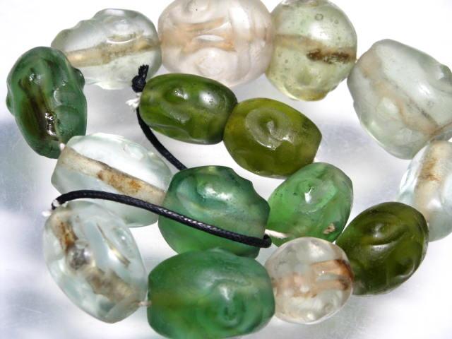 | TOKO-BEADS |RC003N-54 オールドガラスビーズ（muka連） 17~24mmとんぼ玉,ビーズ,トンボ玉,アジア,インド,エスニック,手作り,パーツ,アクセサリー
