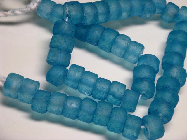 | TOKO-BEADS |RC004N-63 リサイクルガラスビーズ（連）  12~13mmとんぼ玉,ビーズ,トンボ玉,アジア,インド,エスニック,手作り,パーツ,アクセサリー