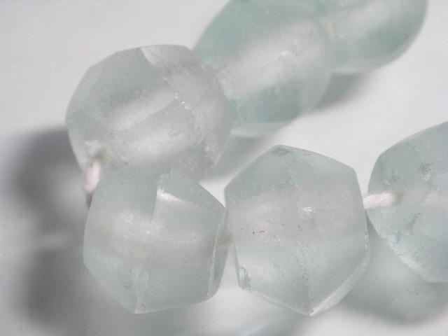TOKO-BEADS RC004-76N Recycled Glass bead (strand) 12~16mm RC004-76N リサイクルガラスビーズ（連） 12~16mm Asian bead & African bead  Handmade,Lampeork,bead,asia,india,ethnic,parts,accessory,beads とんぼ玉,ビーズ,トンボ玉,アジア,インド,エスニック,手作り,パーツ,アクセサリー