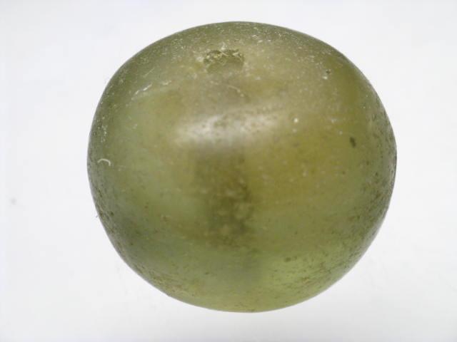 TOKO-BEADS RC007-11 Old Glass bead 27mm RC007-11 オールドガラスビーズ（大玉） 27mm Asian bead & African bead  Handmade,Lampeork,bead,asia,india,ethnic,parts,accessory,beads とんぼ玉,ビーズ,トンボ玉,アジア,インド,エスニック,手作り,パーツ,アクセサリー