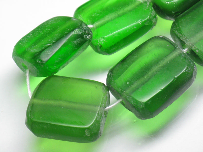 TOKO-BEADS RC103-21N Recycled Glass bead (strand) 14~16mm RC103-21N リサイクルガラスビーズ（連） 14~16mm Asian bead & African bead  Handmade,Lampeork,bead,asia,india,ethnic,parts,accessory,beads とんぼ玉,ビーズ,トンボ玉,アジア,インド,エスニック,手作り,パーツ,アクセサリー