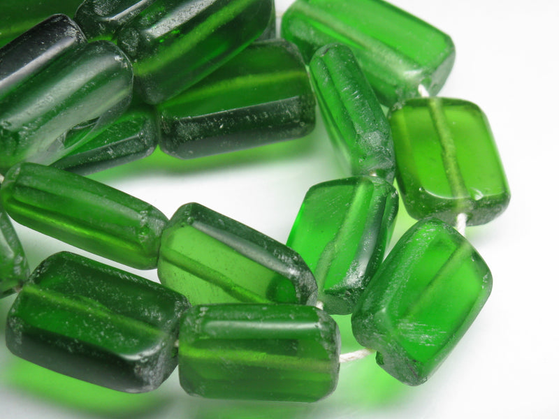 TOKO-BEADS RC103-22N Recycled Glass bead (strand) 12~17mm RC103-22N リサイクルガラスビーズ（連） 12~17mm Asian bead & African bead  Handmade,Lampeork,bead,asia,india,ethnic,parts,accessory,beads とんぼ玉,ビーズ,トンボ玉,アジア,インド,エスニック,手作り,パーツ,アクセサリー