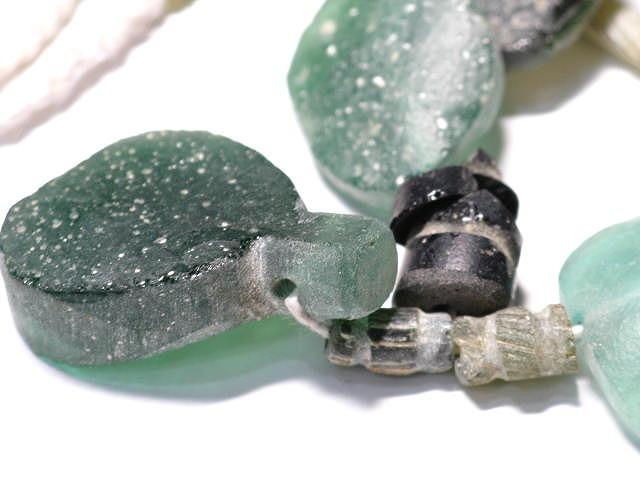 TOKO-BEADS RG022-02 Roman Glass bead (strand) 5~24mm RG022-02 ローマングラス（連） 5~24mm Asian bead & African bead  Handmade,Lampeork,bead,asia,india,ethnic,parts,accessory,beads とんぼ玉,ビーズ,トンボ玉,アジア,インド,エスニック,手作り,パーツ,アクセサリー