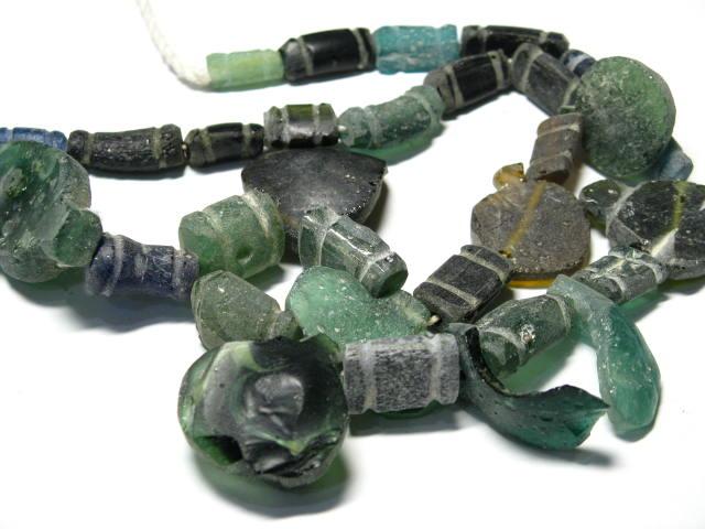 | TOKO-BEADS |RG022-10 ローマングラス（連） 5~24mmとんぼ玉,ビーズ,トンボ玉,アジア,インド,エスニック,手作り,パーツ,アクセサリー