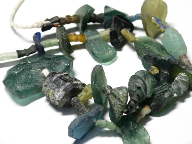 | TOKO-BEADS |RG022-15 ローマングラス（連） 5~24mmとんぼ玉,ビーズ,トンボ玉,アジア,インド,エスニック,手作り,パーツ,アクセサリー