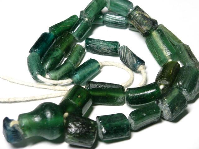 TOKO-BEADS RG022-39 Roman Glass bead (strand) 6~14mm RG022-39 ローマングラス（連） 6~14mmLoose Kazuri カズリビーズ Asian bead & African bead  Handmade,Lampeork,bead,asia,india,ethnic,parts,accessory,beads とんぼ玉,ビーズ,トンボ玉,アジア,インド,エスニック,手作り,パーツ,アクセサリー