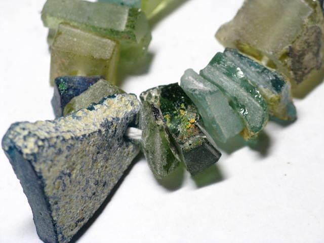 TOKO-BEADS RG023-03 Roman Glass bead (strand) (max) 21mm RG023-03 銀化ローマングラス（連） (max) 21mm Asian bead & African bead  Handmade,Lampeork,bead,asia,india,ethnic,parts,accessory,beads とんぼ玉,ビーズ,トンボ玉,アジア,インド,エスニック,手作り,パーツ,アクセサリー