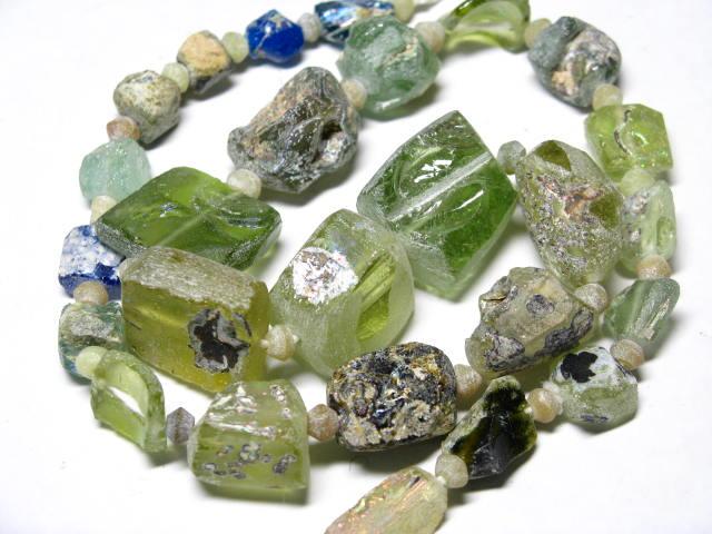 TOKO-BEADS RG023-10 Roman Glass bead (strand) (max) 18mm RG023-10 銀化ローマングラス（連） (max) 18mmLoose Kazuri カズリビーズ Asian bead & African bead  Handmade,Lampeork,bead,asia,india,ethnic,parts,accessory,beads とんぼ玉,ビーズ,トンボ玉,アジア,インド,エスニック,手作り,パーツ,アクセサリー