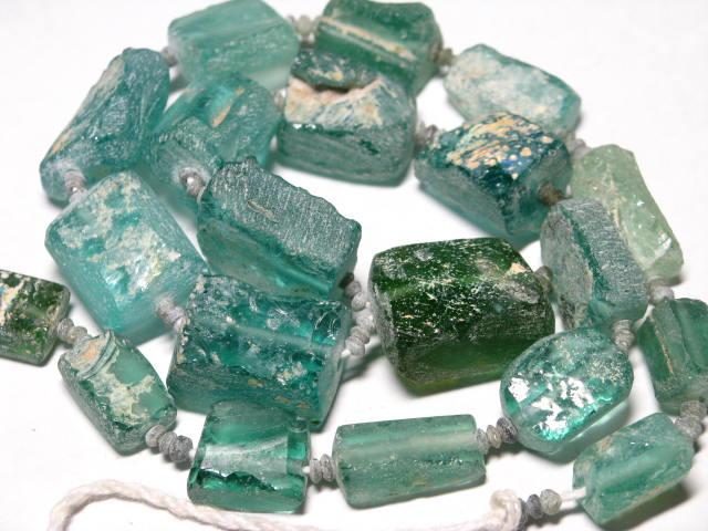 TOKO-BEADS RG023-19 Roman Glass bead (strand) (max) 18mm RG023-19 銀化ローマングラス（連） (max) 18mmLoose Kazuri カズリビーズ Asian bead & African bead  Handmade,Lampeork,bead,asia,india,ethnic,parts,accessory,beads とんぼ玉,ビーズ,トンボ玉,アジア,インド,エスニック,手作り,パーツ,アクセサリー