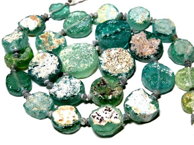 TOKO-BEADS RG023-22 Roman Glass bead (strand) (max) 18mm RG023-22 銀化ローマングラス（連） (max) 18mmLoose Kazuri カズリビーズ Asian bead & African bead  Handmade,Lampeork,bead,asia,india,ethnic,parts,accessory,beads とんぼ玉,ビーズ,トンボ玉,アジア,インド,エスニック,手作り,パーツ,アクセサリー
