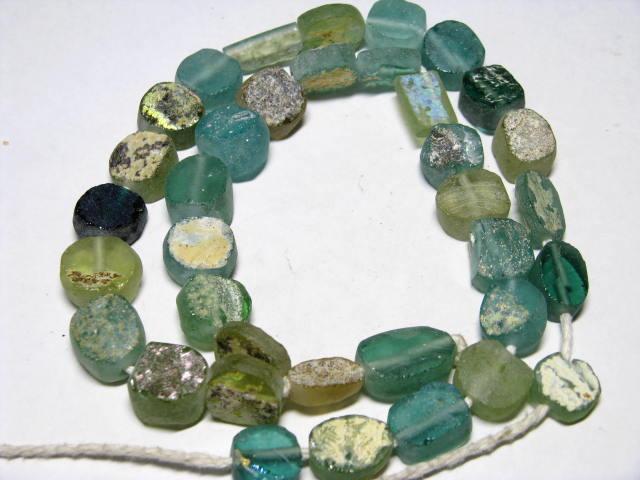 TOKO-BEADS RG023-28 Roman Glass bead (strand) (max) 14mm RG023-28 銀化ローマングラス（連） (max) 14mmLoose Kazuri カズリビーズ Asian bead & African bead  Handmade,Lampeork,bead,asia,india,ethnic,parts,accessory,beads とんぼ玉,ビーズ,トンボ玉,アジア,インド,エスニック,手作り,パーツ,アクセサリー