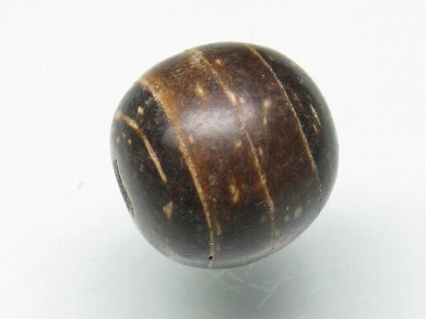 TOKO-BEADS SW002-42 Palm wood bead 10mm SW002-42 ココナッツビーズ 10mmLoose Kazuri カズリビーズ Asian bead & African bead  Handmade,Lampeork,bead,asia,india,ethnic,parts,accessory,beads とんぼ玉,ビーズ,トンボ玉,アジア,インド,エスニック,手作り,パーツ,アクセサリー