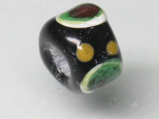 TOKO-BEADS T004S-01 Tombodama Glass bead 7~8mm T004S-01 とんぼ玉 7~8mmLoose Kazuri カズリビーズ Asian bead & African bead  Handmade,Lampeork,bead,asia,india,ethnic,parts,accessory,beads とんぼ玉,ビーズ,トンボ玉,アジア,インド,エスニック,手作り,パーツ,アクセサリー
