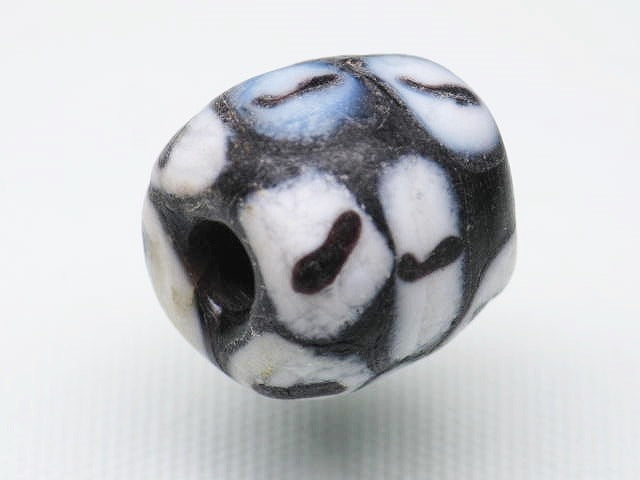 TOKO-BEADS T521 Lampwork glass bead 16mm T521 ジャワ希少とんぼ玉 16mmLoose Kazuri カズリビーズ Asian bead & African bead  Handmade,Lampeork,bead,asia,india,ethnic,parts,accessory,beads とんぼ玉,ビーズ,トンボ玉,アジア,インド,エスニック,手作り,パーツ,アクセサリー